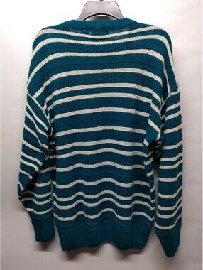 City streets sweater Size Large Men's Sweater 037 B